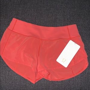 NWT Lululemon Coral Speed Up Short